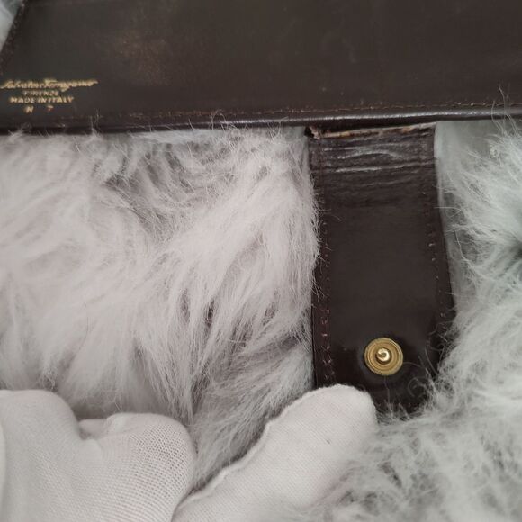 Ferragamo vintage logo canvas/leather bifold passport holder wallet EUC - Picture 8 of 12